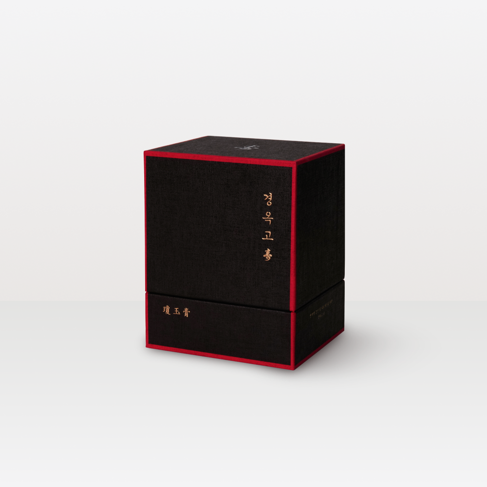 수[壽] 경옥고의 검정색과 붉은색 제품 패키지